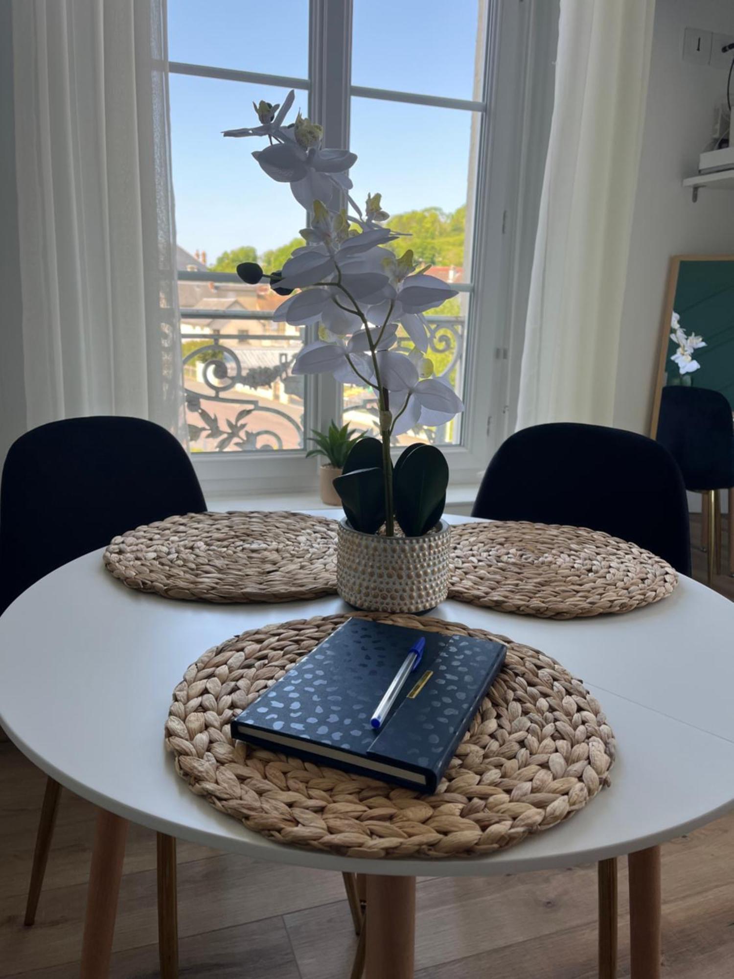 La Parenthese Andelysienne Apartment เลส์ อองเดอลีย์ส ภายนอก รูปภาพ